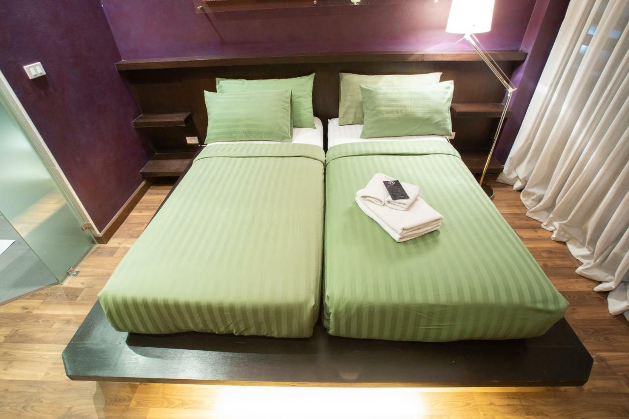 Third Rock Hostel Bangkok Eksteriør billede